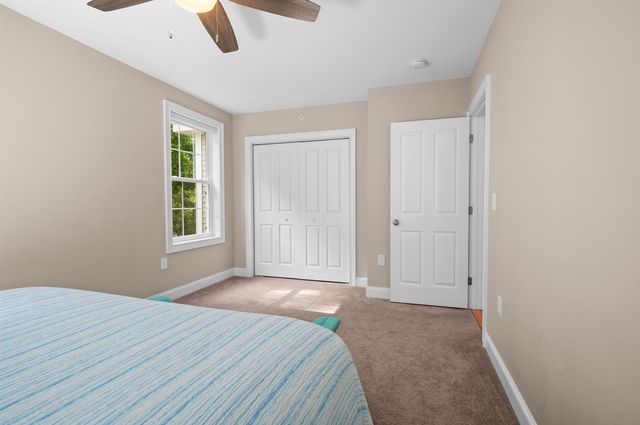 39 Acadia Lane, Exeter, NH 03833