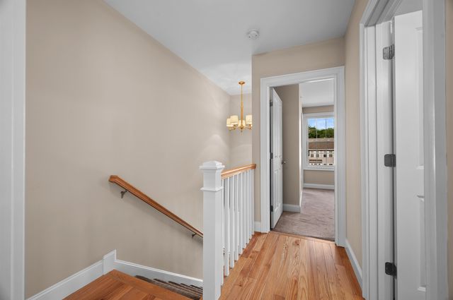 39 Acadia Lane, Exeter, NH 03833
