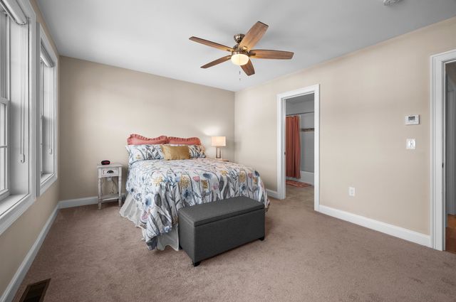 39 Acadia Lane, Exeter, NH 03833