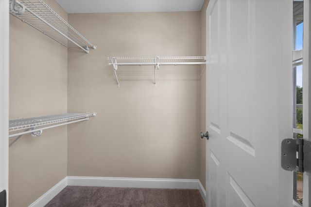 39 Acadia Lane, Exeter, NH 03833