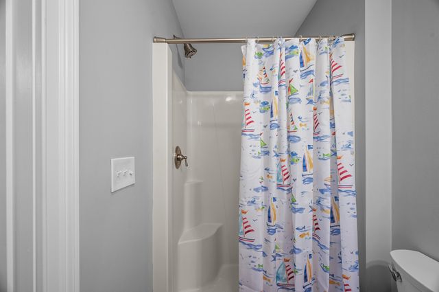 39 Acadia Lane, Exeter, NH 03833