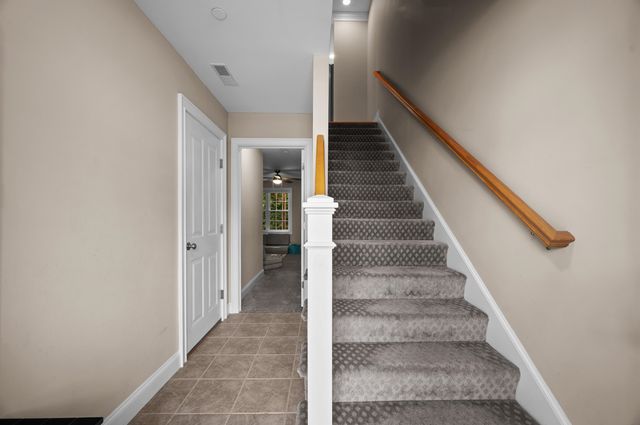 39 Acadia Lane, Exeter, NH 03833