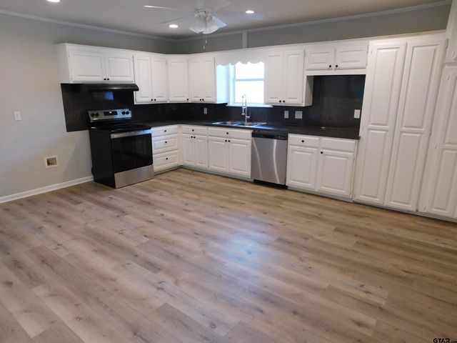 3518 fm 312, Winnsboro, TX 75494