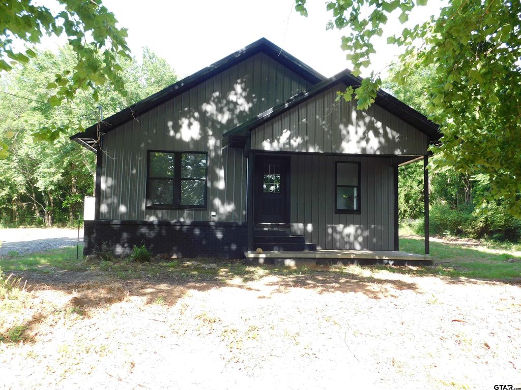 3518 fm 312, Winnsboro, TX 75494