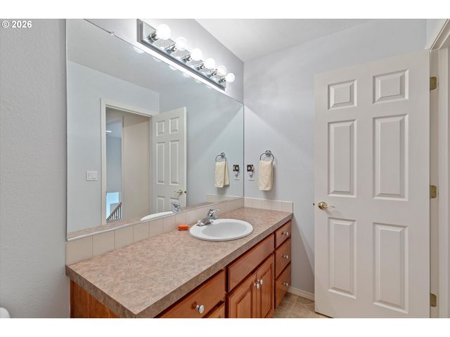 11057 Se TROIKA Ave, Happy Valley, OR 97086