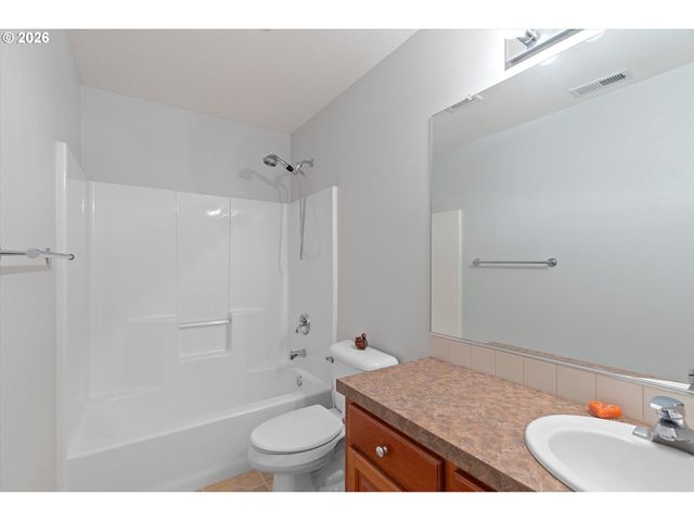 11057 Se TROIKA Ave, Happy Valley, OR 97086