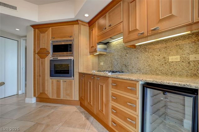 2777 Paradise Road 1805, Las Vegas, NV 89109