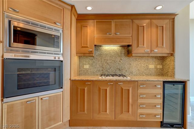 2777 Paradise Road 1805, Las Vegas, NV 89109