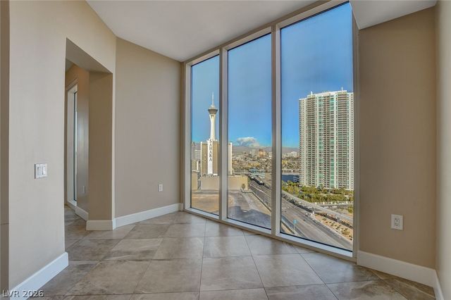 2777 Paradise Road 1805, Las Vegas, NV 89109
