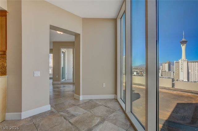 2777 Paradise Road 1805, Las Vegas, NV 89109