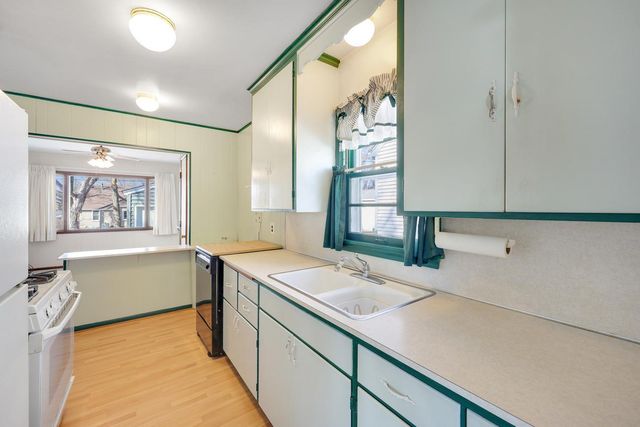 3432 Zinran Avenue S, Saint Louis Park, MN 55426