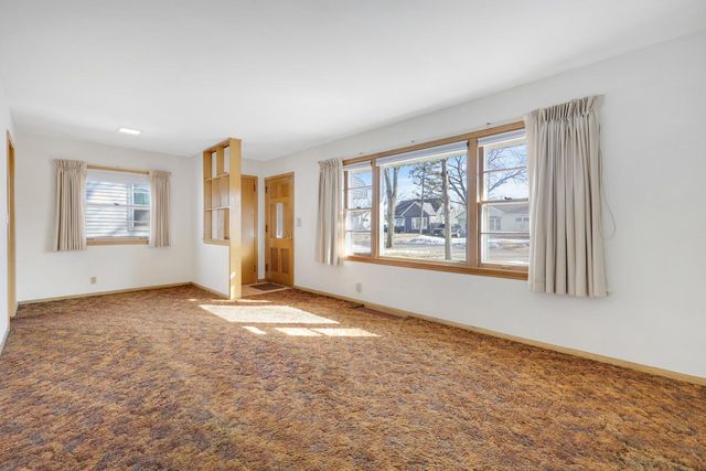 3432 Zinran Avenue S, Saint Louis Park, MN 55426