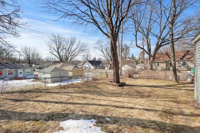 3432 Zinran Avenue S, Saint Louis Park, MN 55426