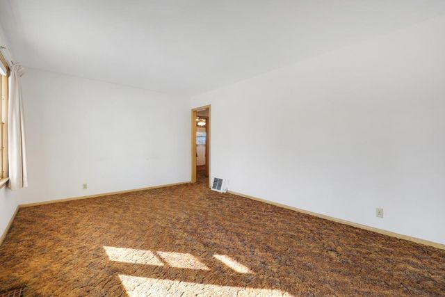 3432 Zinran Avenue S, Saint Louis Park, MN 55426