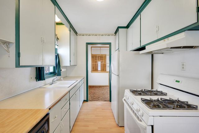 3432 Zinran Avenue S, Saint Louis Park, MN 55426