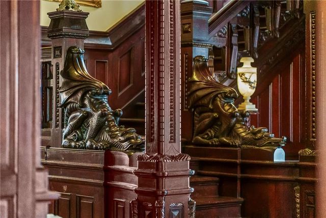 809-819 Hall Street, St Joseph, MO 64501