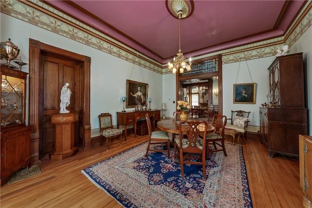 809-819 Hall Street, St Joseph, MO 64501