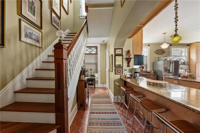 809-819 Hall Street, St Joseph, MO 64501