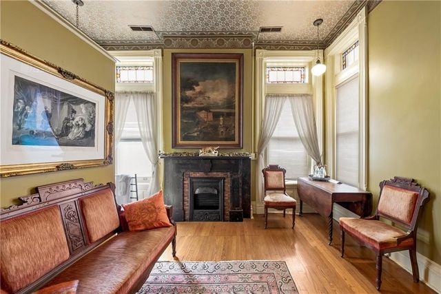 809-819 Hall Street, St Joseph, MO 64501