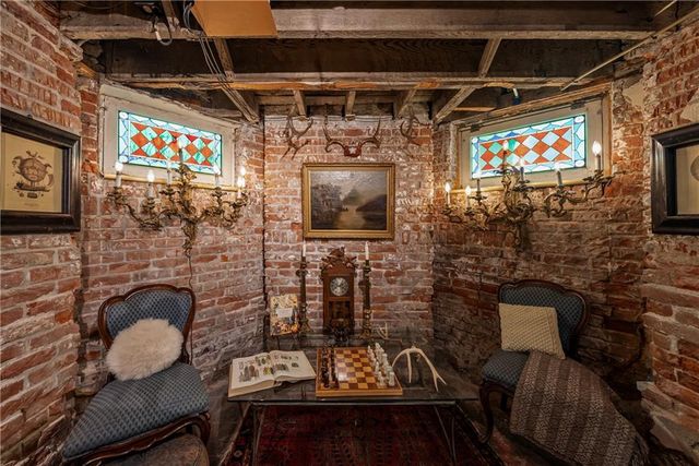 809-819 Hall Street, St Joseph, MO 64501