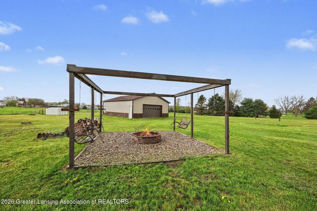 900 Dakin Road, Dansville, MI 48819