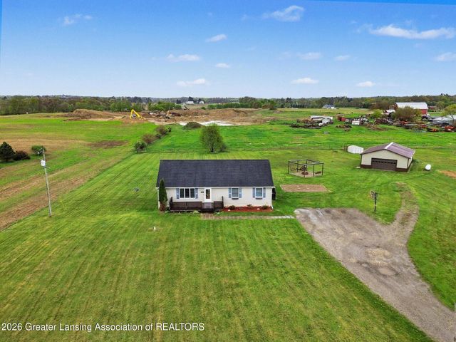 900 Dakin Road, Dansville, MI 48819