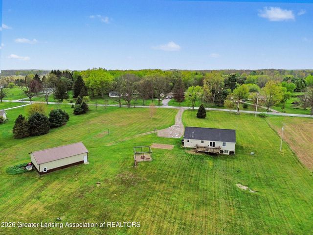 900 Dakin Road, Dansville, MI 48819