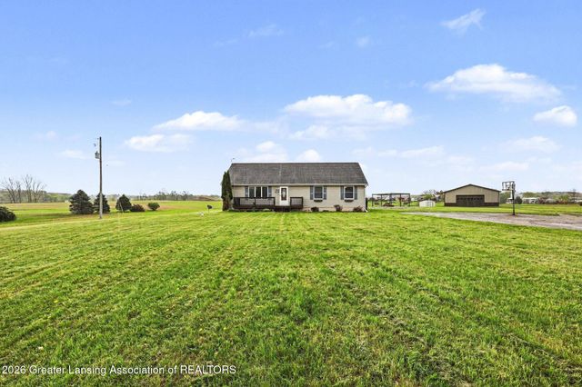 900 Dakin Road, Dansville, MI 48819