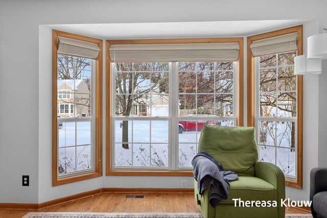 15158 Briarwood Street, Grand Haven Twp, MI 49417