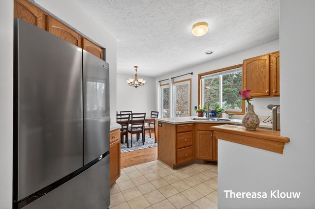 15158 Briarwood Street, Grand Haven Twp, MI 49417