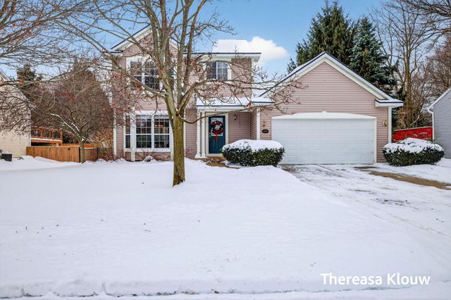 15158 Briarwood Street, Grand Haven Twp, MI 49417