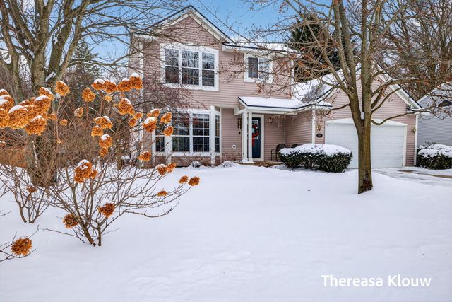 15158 Briarwood Street, Grand Haven Twp, MI 49417