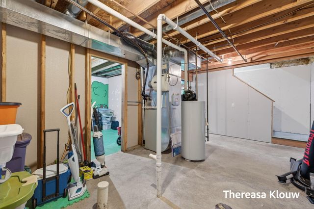 15158 Briarwood Street, Grand Haven Twp, MI 49417