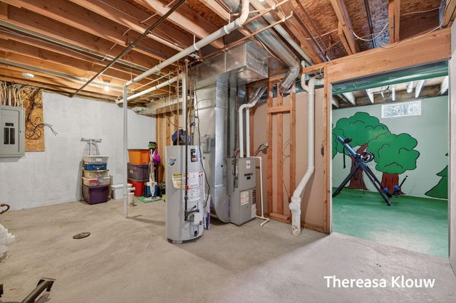 15158 Briarwood Street, Grand Haven Twp, MI 49417