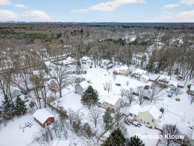 15158 Briarwood Street, Grand Haven Twp, MI 49417