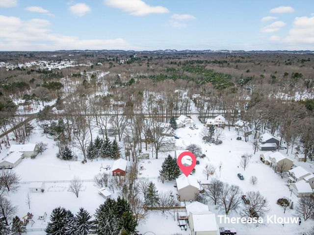 15158 Briarwood Street, Grand Haven Twp, MI 49417