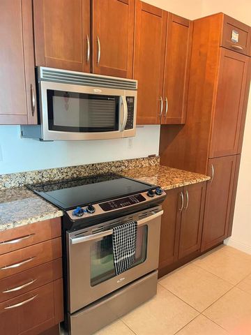 450 N Federal Highway 504, Boynton Beach, FL 33435