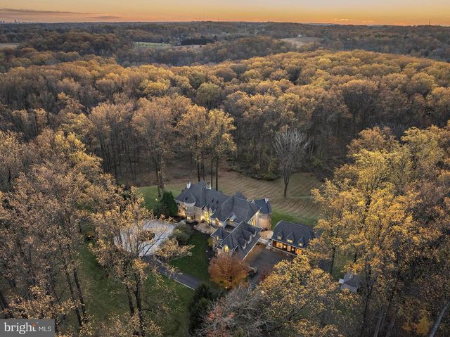 3080 PAPER MILL RD, Bryn Athyn, PA 19009