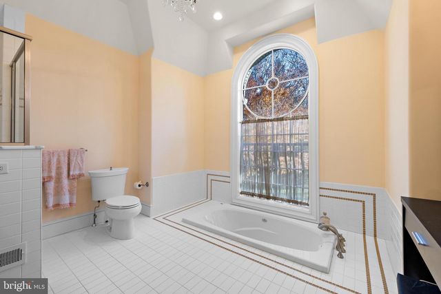 3080 PAPER MILL RD, Bryn Athyn, PA 19009