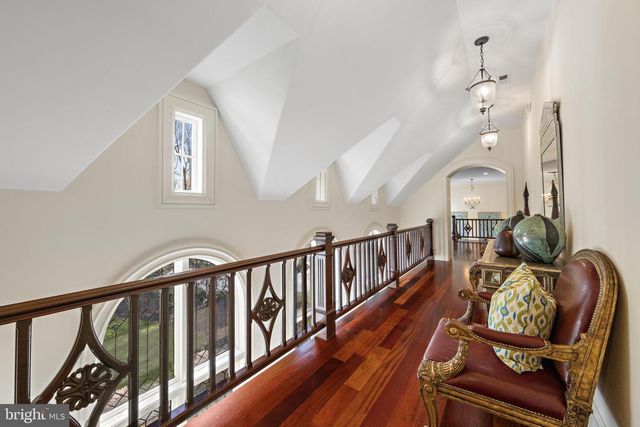 3080 PAPER MILL RD, Bryn Athyn, PA 19009