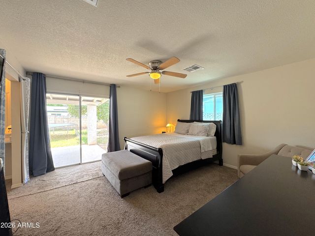 2420 E IVY Street, Mesa, AZ 85213