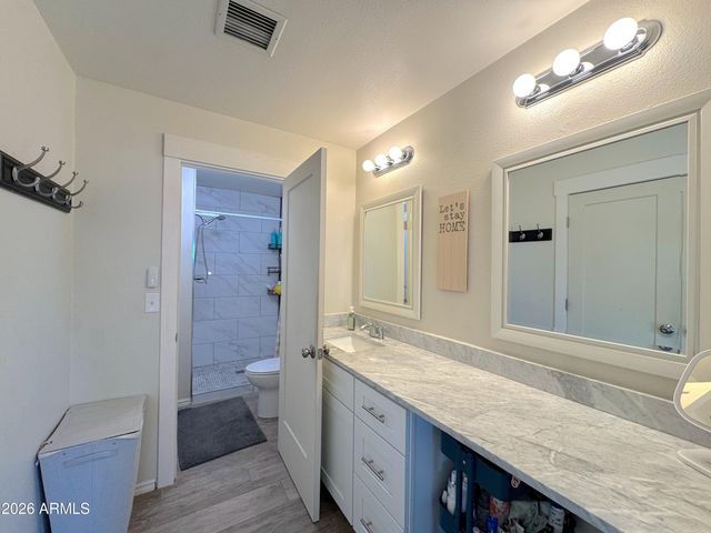 2420 E IVY Street, Mesa, AZ 85213