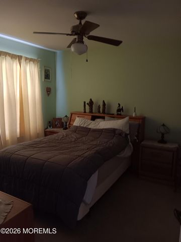 949B Liverpool Circle, Manchester, NJ 08759