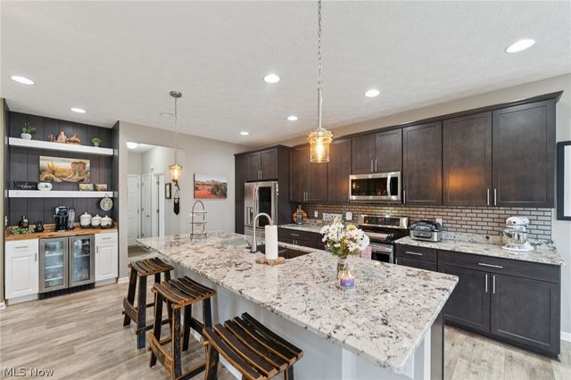 4330 Weathervane Drive, Lorain, OH 44053