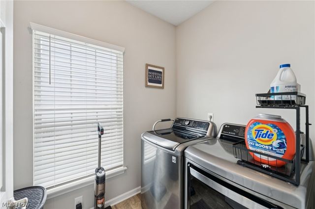 4330 Weathervane Drive, Lorain, OH 44053