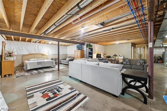 4330 Weathervane Drive, Lorain, OH 44053