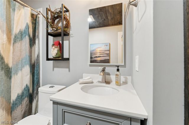 4330 Weathervane Drive, Lorain, OH 44053