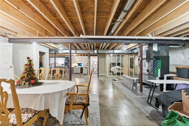 4330 Weathervane Drive, Lorain, OH 44053