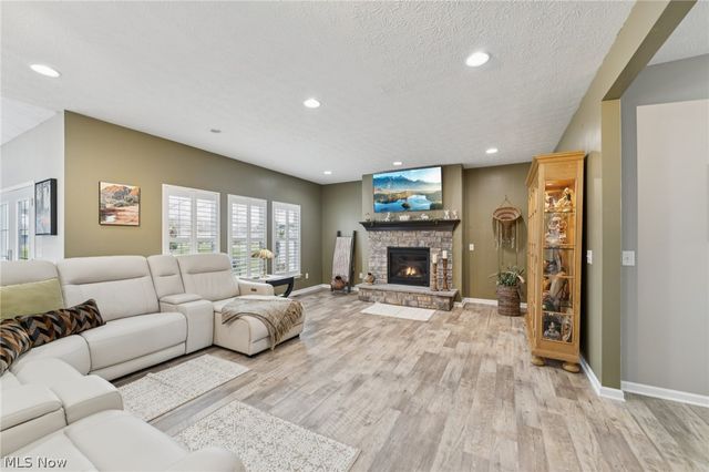 4330 Weathervane Drive, Lorain, OH 44053