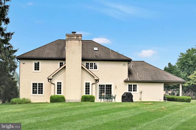 1318 BEACONFIELD LN, Lancaster, PA 17601